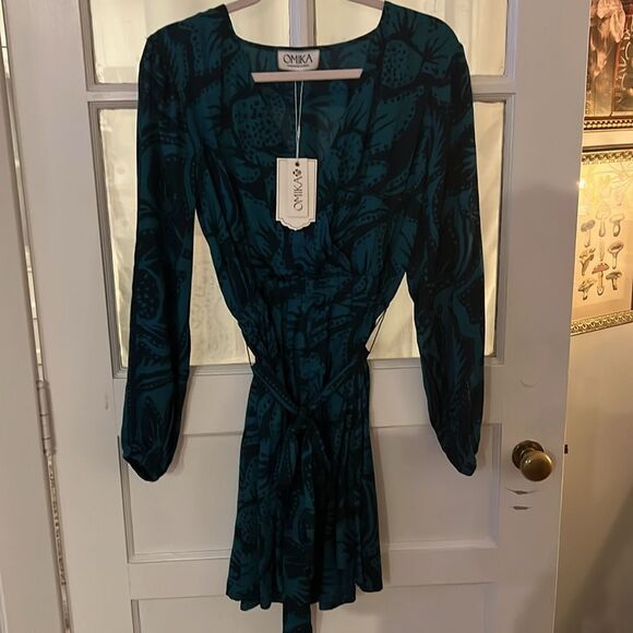 OMika SAMIRA WRAP DRESS MINI- Cierra Bayou Print $368 MSRP - Picture 4 of 5
